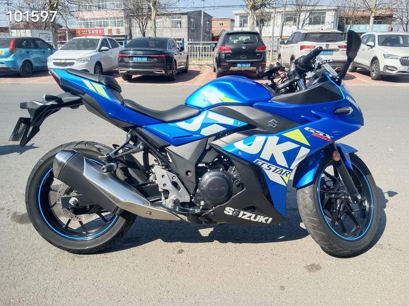 二手豪爵铃木GSX250R