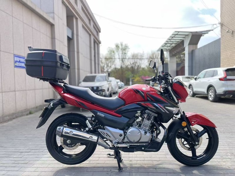 二手豪爵铃木骊驰 GW250