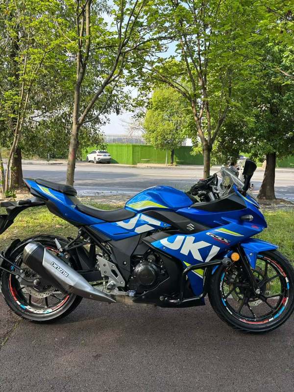 二手豪爵铃木GSX250R