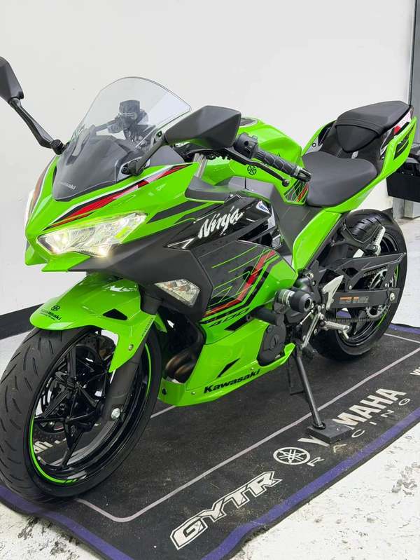 二手川崎Ninja 400