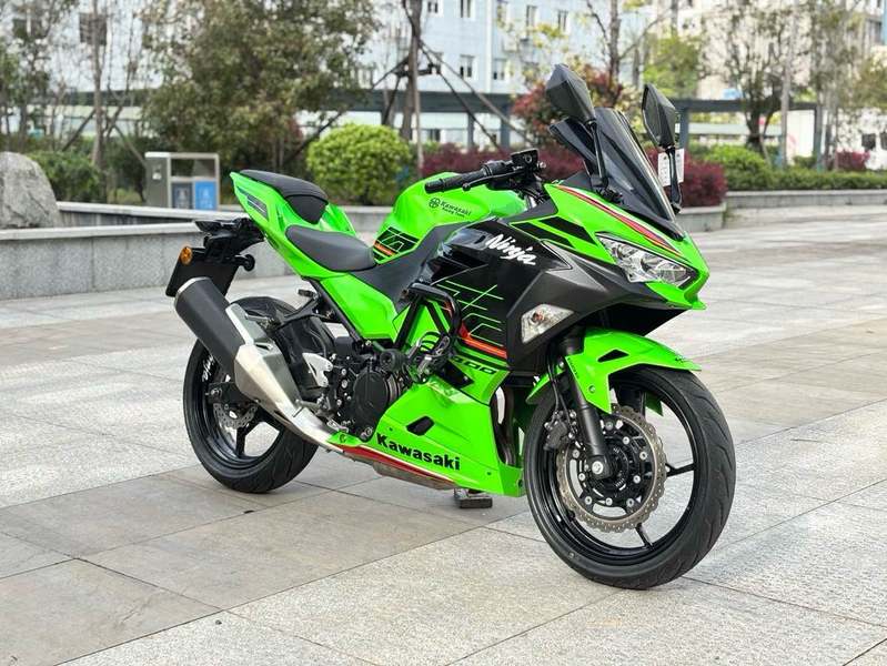 二手川崎Ninja 400