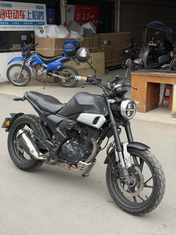 二手新大洲本田CBF190TR