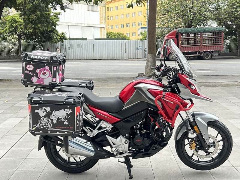 二手五羊本田猛鸷 CB190X