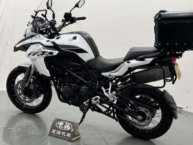 二手贝纳利金鹏 TRK502