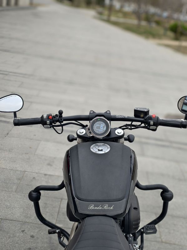 二手奔达Rock300 灰石