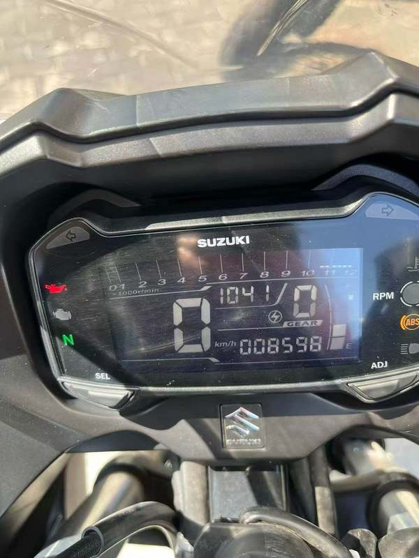 二手豪爵铃木GSX250R