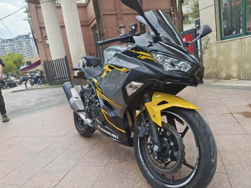 二手川崎Ninja 400