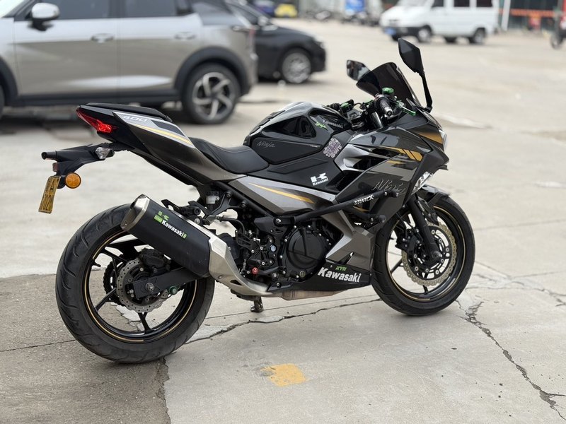 二手川崎Ninja 400