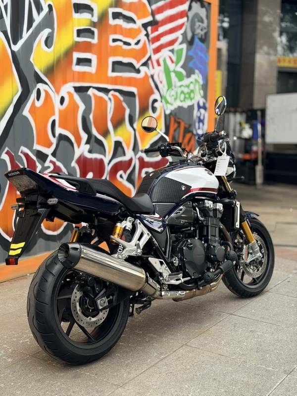二手本田CB1300 Super Four