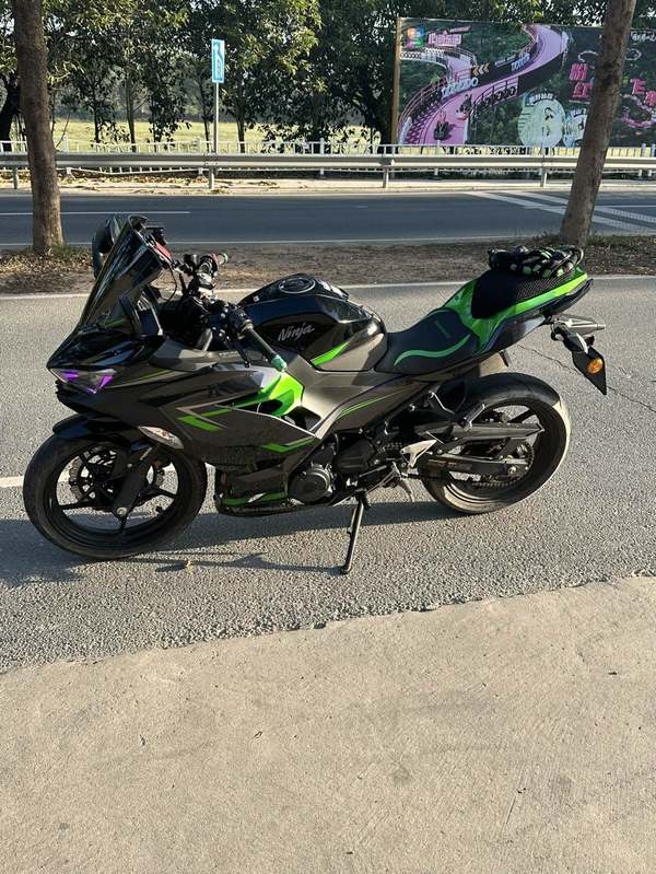二手川崎Ninja 400