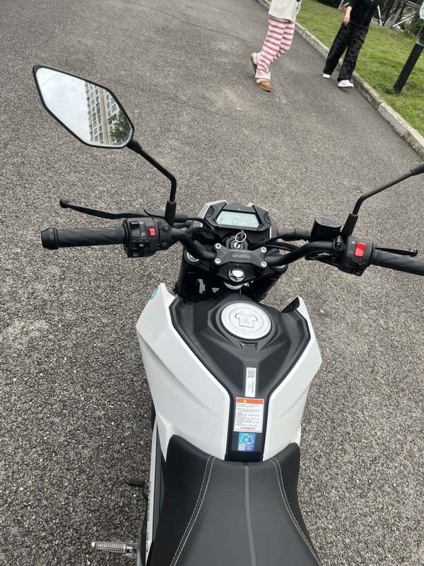 二手春风ST狒狒