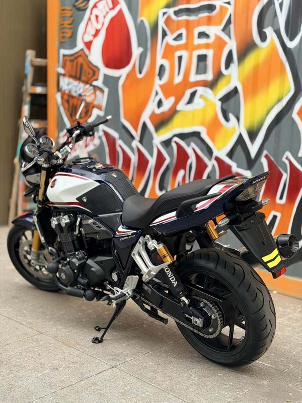 二手本田CB1300 Super Four