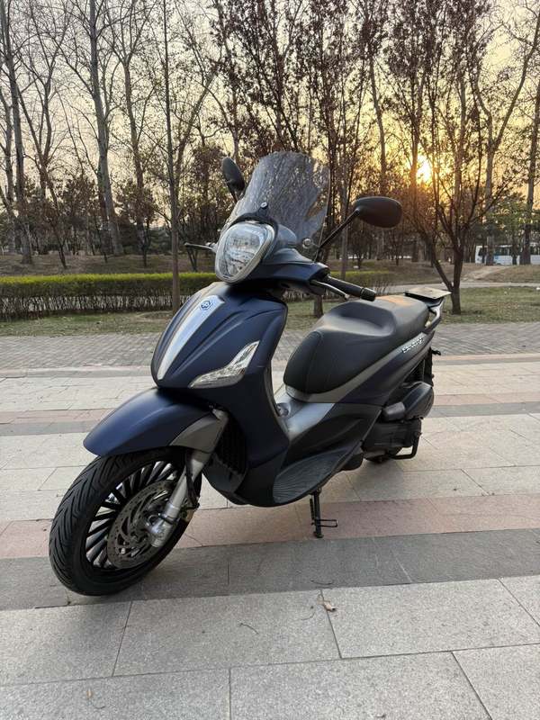 二手比亚乔Beverly 300