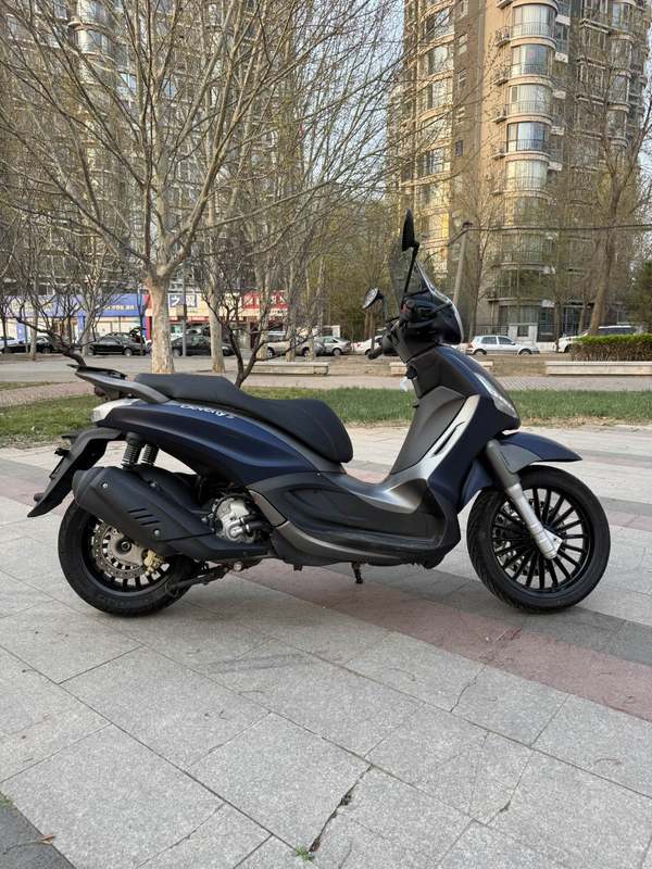 二手比亚乔Beverly 300