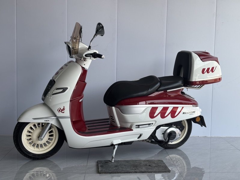 二手南方梦拉丽莎 飞戈