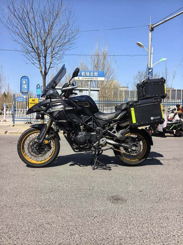 二手贝纳利TRK552