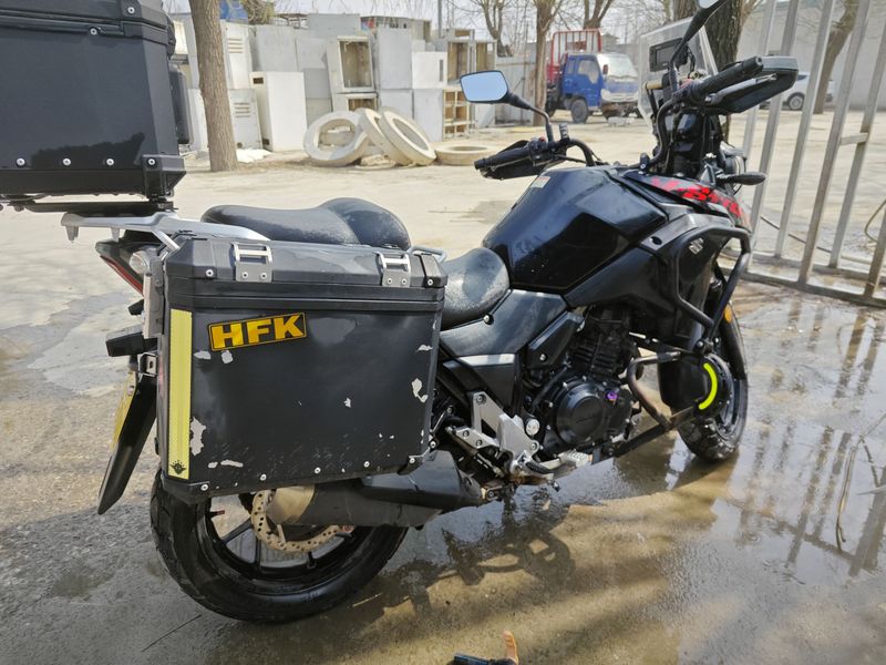 二手豪爵铃木DL250