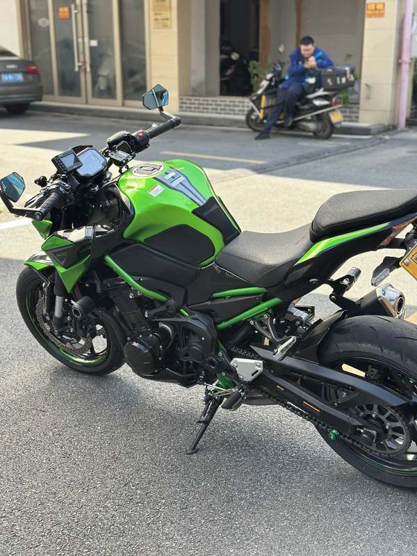 二手川崎Z900