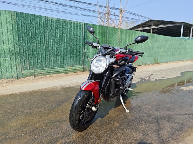 二手奥古斯塔Brutale 800