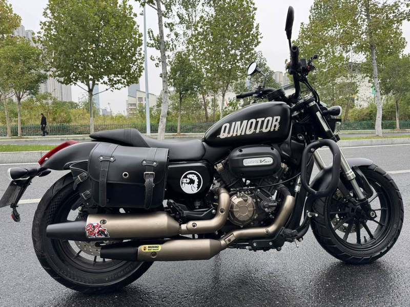 二手QJMOTOR闪300