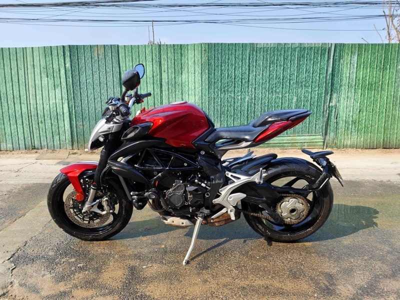 二手奥古斯塔Brutale 800