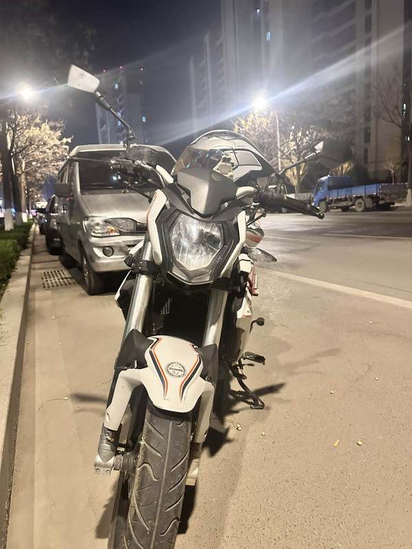 二手贝纳利红宝龙 TNT150i