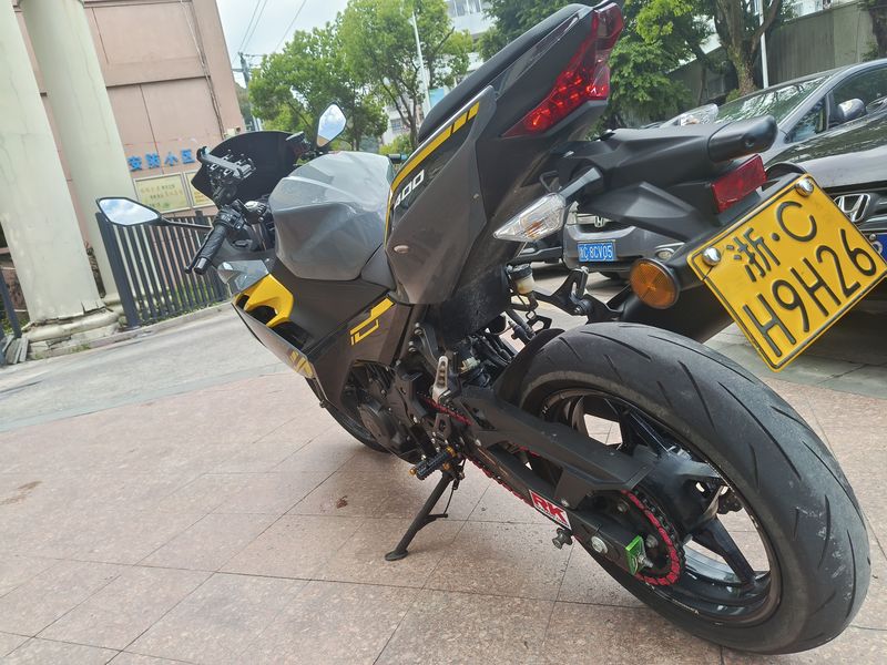 二手川崎Ninja 400