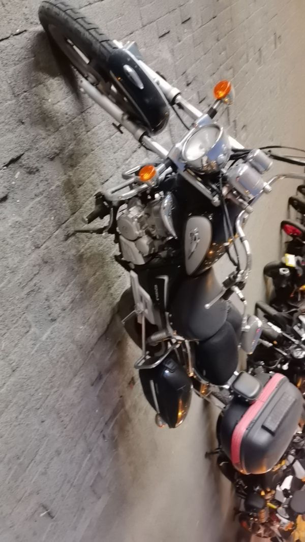 二手豪爵铃木悦酷GZ150-A