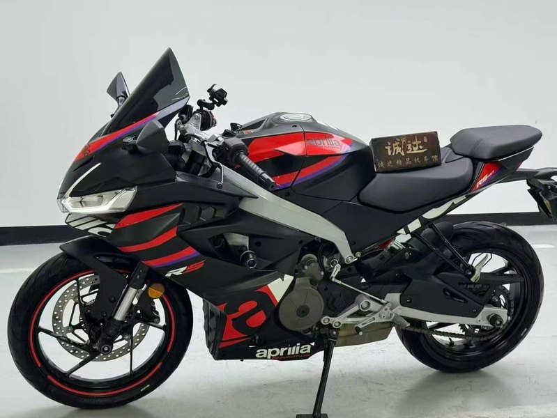 二手阿普利亚RS 457