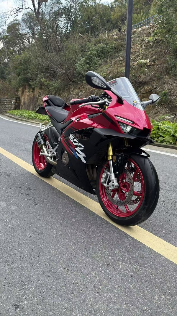 二手张雪机车500RR