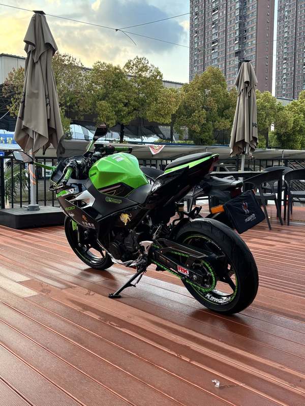二手川崎Ninja 400