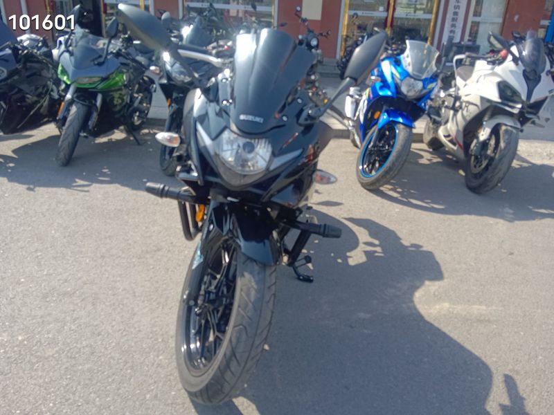 二手豪爵铃木GSX250R