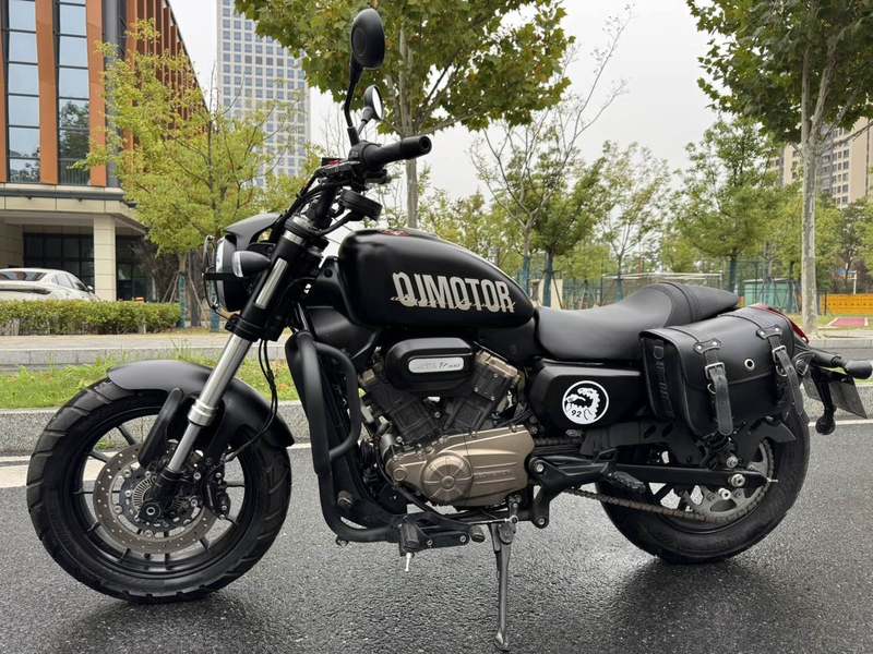 二手QJMOTOR闪300