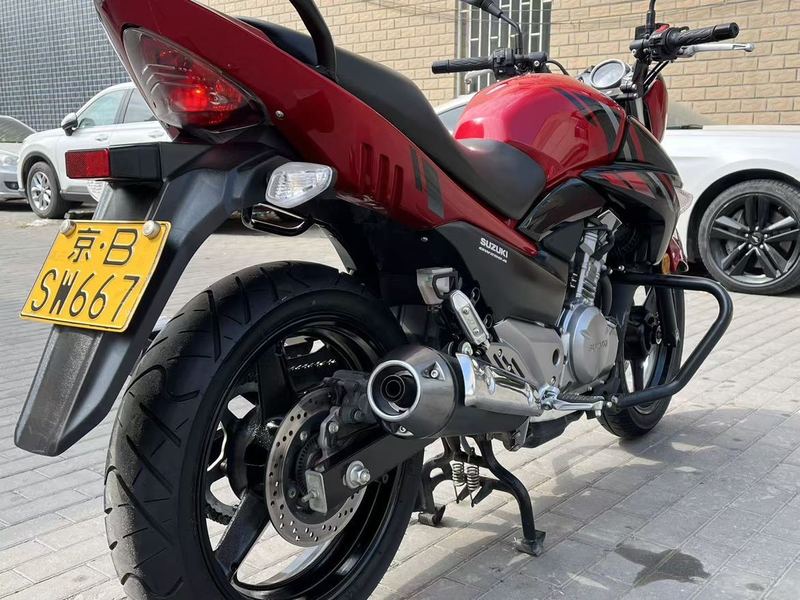 二手豪爵铃木骊驰 GW250