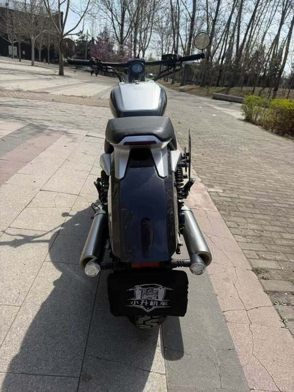 二手奔达Rock300 灰石