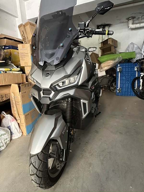 二手三阳哈士奇 Husky ADV150