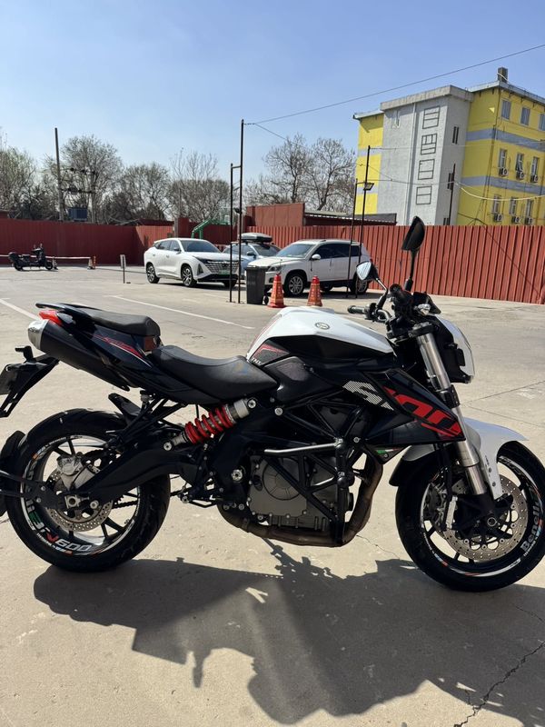 二手贝纳利TNT600i