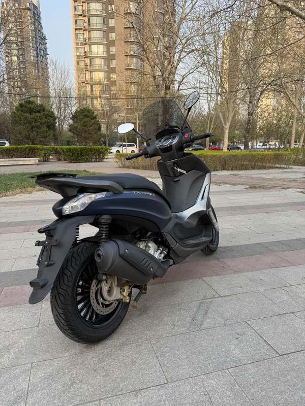 二手比亚乔Beverly 300