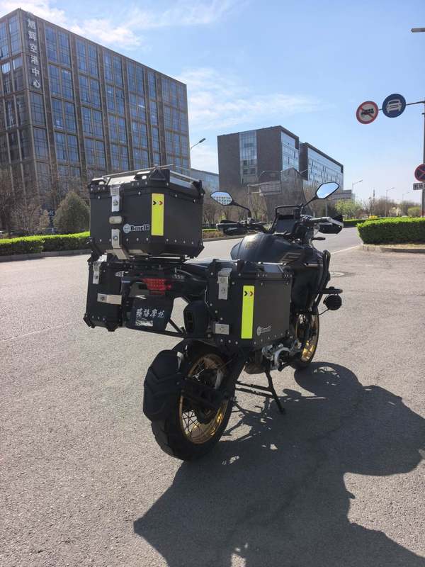 二手贝纳利TRK552