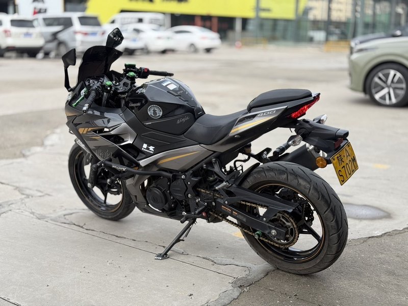 二手川崎Ninja 400
