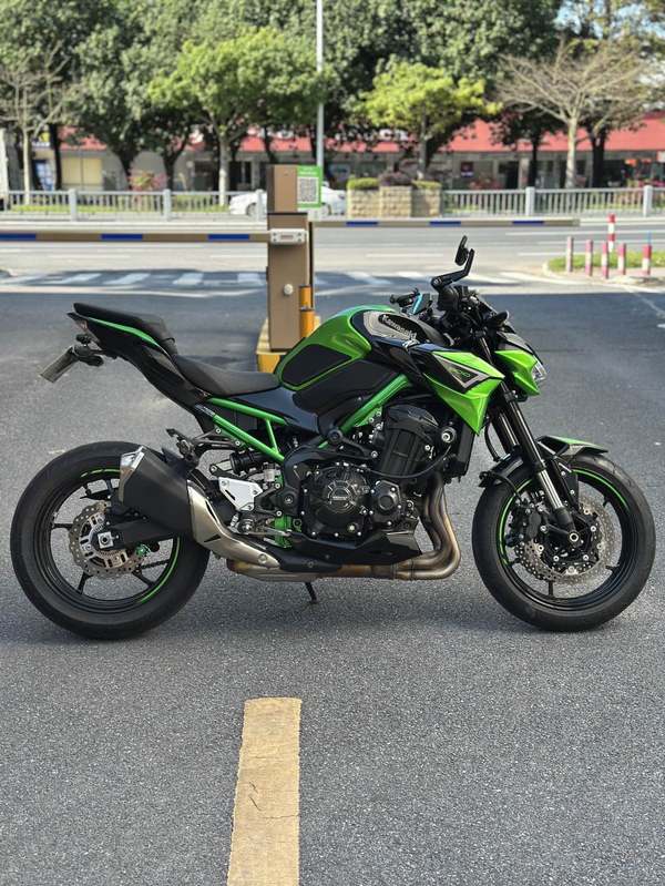 二手川崎Z900