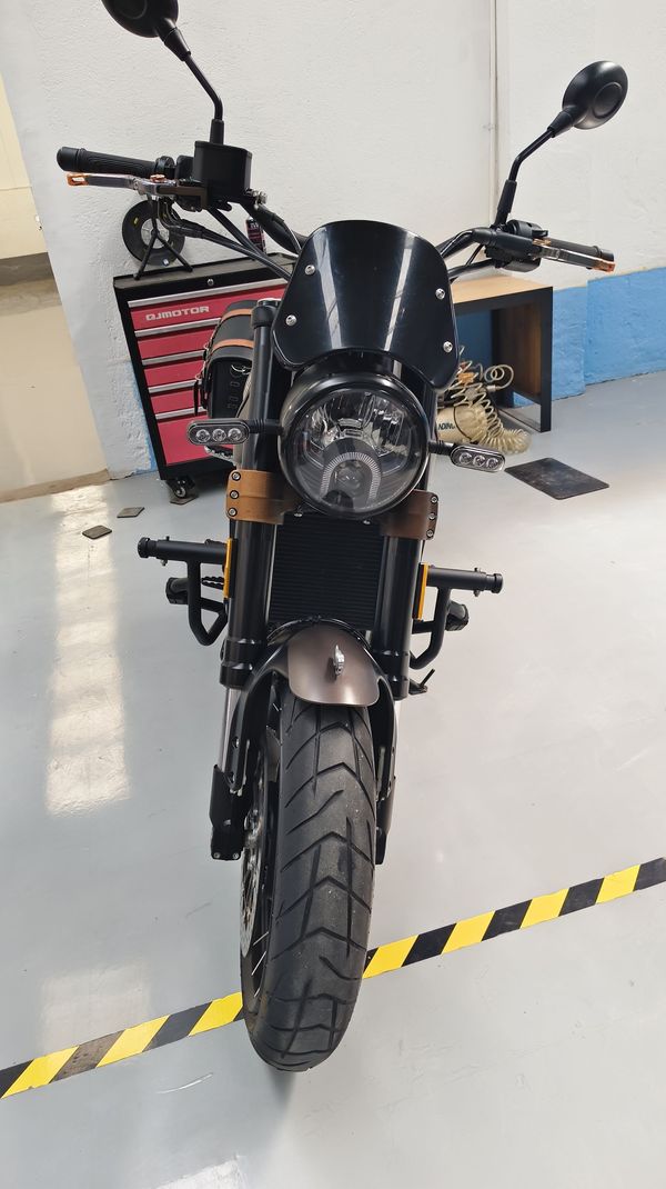 二手贝纳利幼狮 Leoncino 500