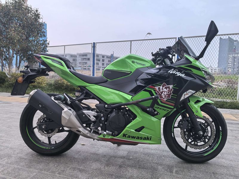 二手川崎Ninja 400