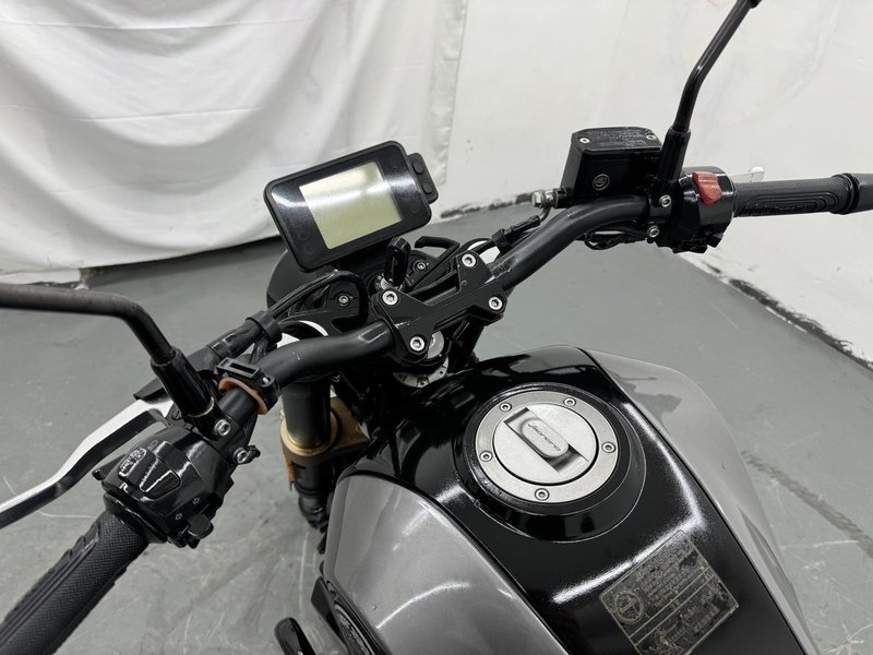 二手贝纳利幼狮 Leoncino 250