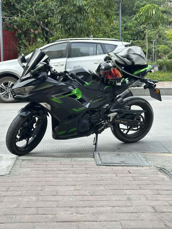二手川崎Ninja 400