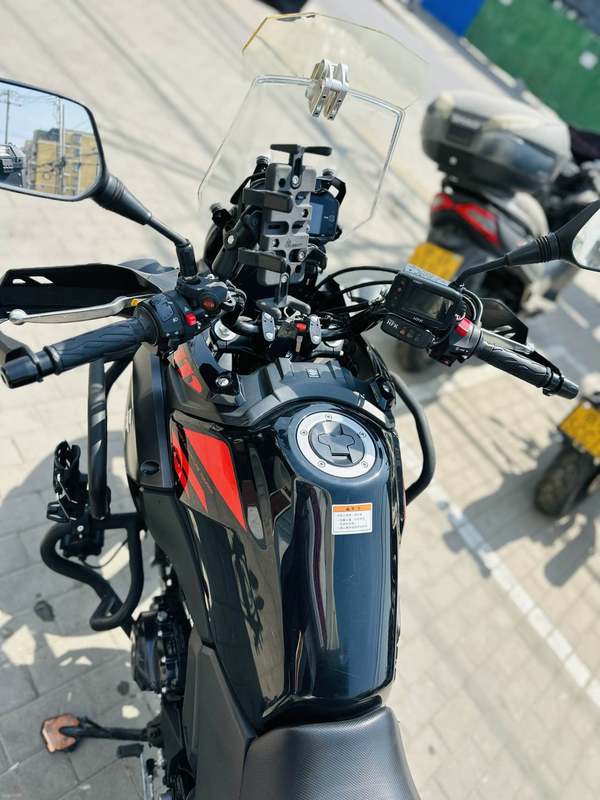 二手豪爵铃木DL250