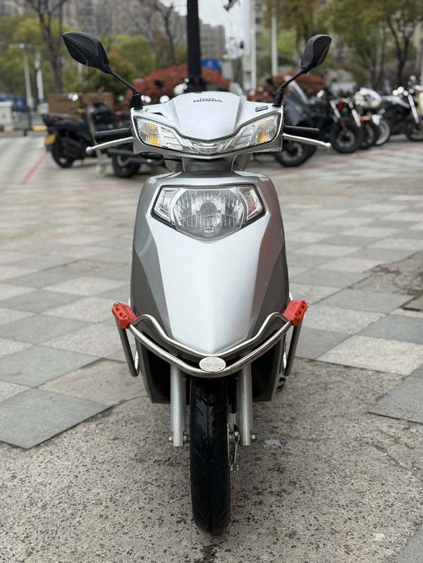 二手五羊本田SCR 喜蕴100