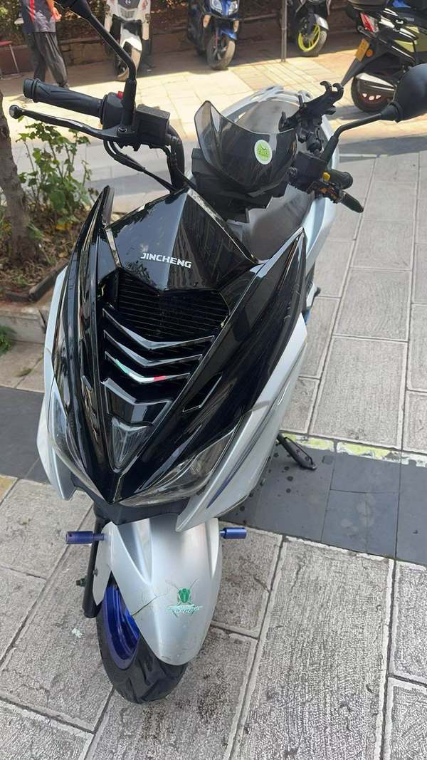 二手金城草蜢 150