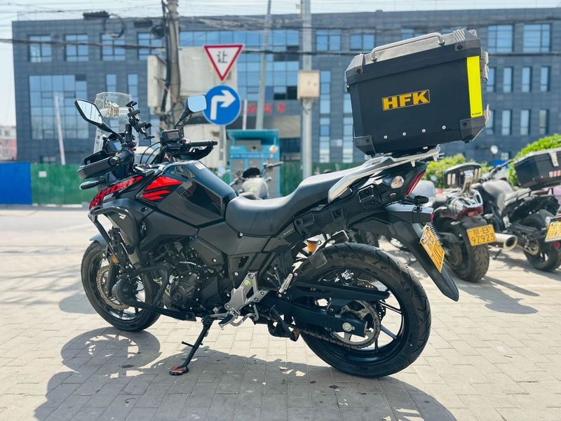 二手豪爵铃木DL250