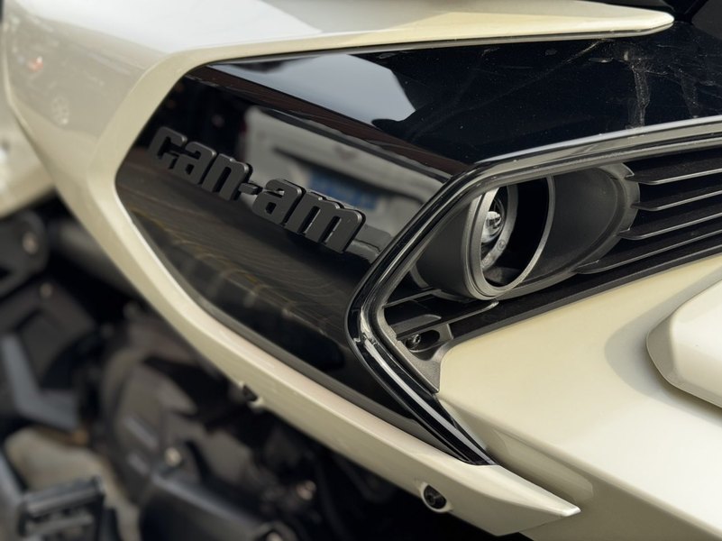 二手庞巴迪Spyder F3 